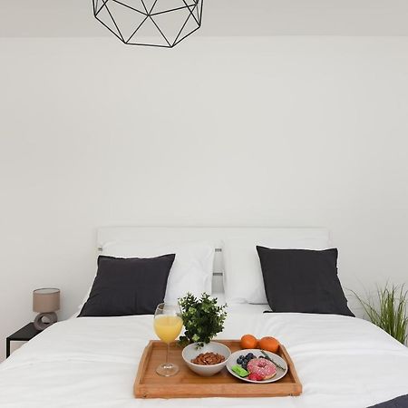 L&R Luxury Apartment- Free Parking ซาดาร์ ภายนอก รูปภาพ